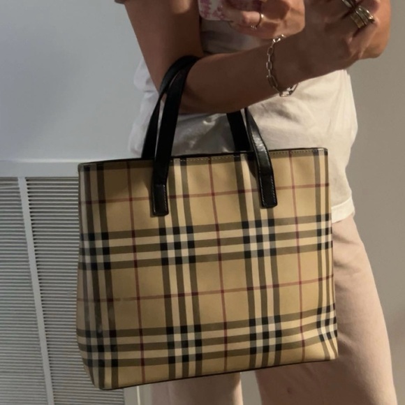 Burberry Medium Hand bag - Picture 9 of 11
